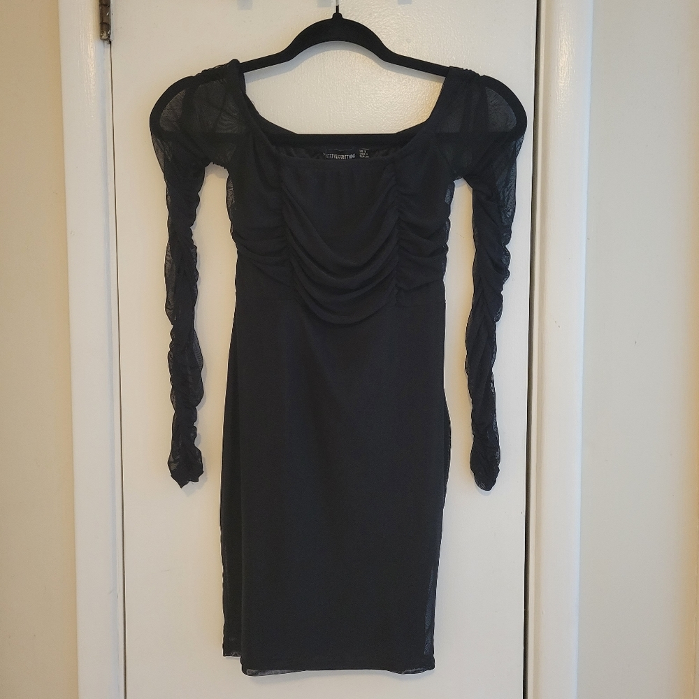 NWT PrettyLittleThing Black Mini Stretchy Cocktail Party Dress Size 4
